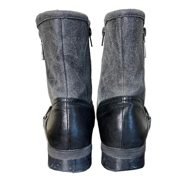 CLARKS Faralyn Rise Moto Black Leather Ankle
Boots Side Zip Size 8 - Picture 5 of 11